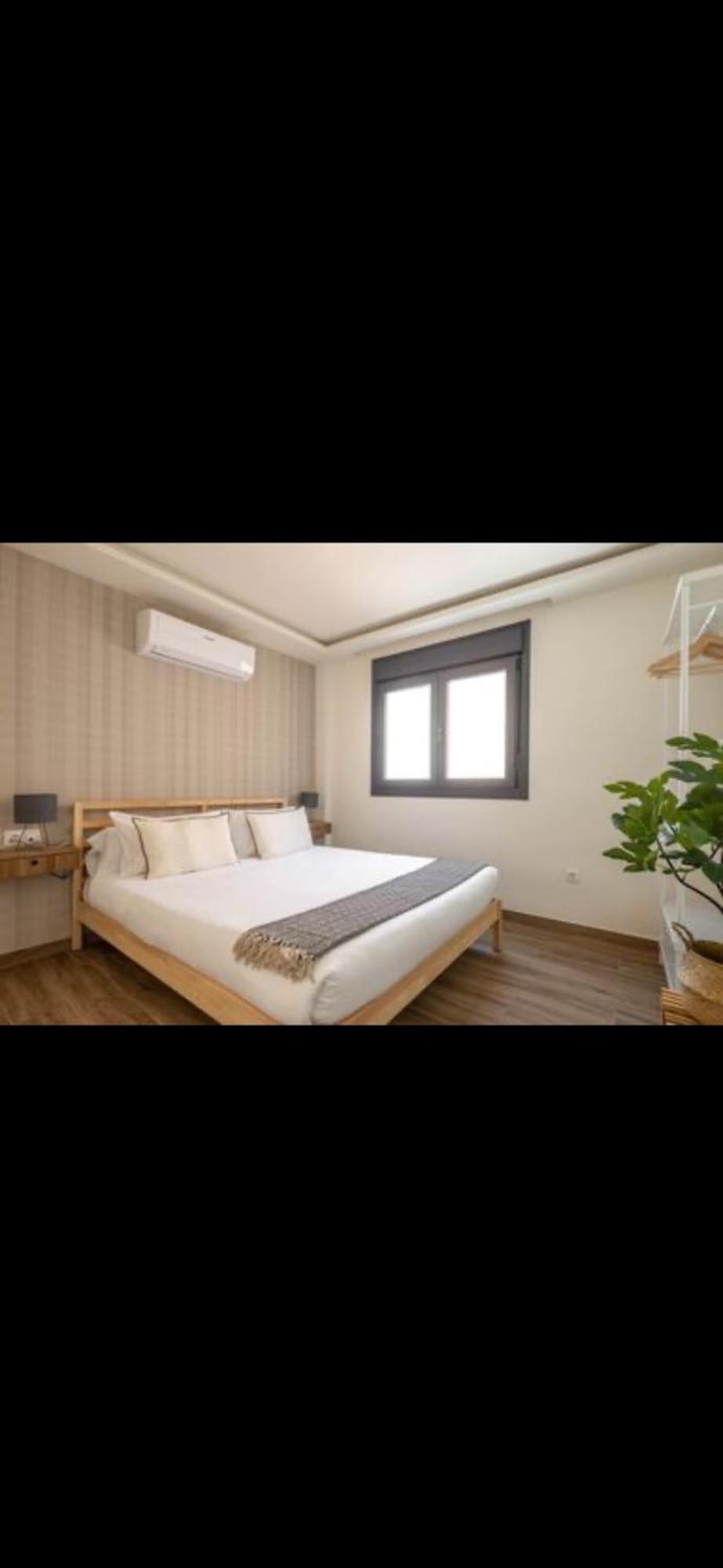Apartment At The Beach มาลากา ภายนอก รูปภาพ